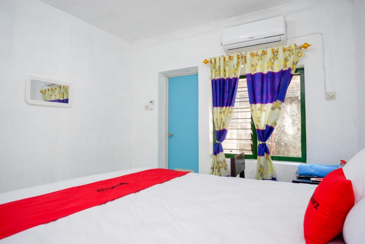 Reddoorz Syariah @ Ndalem Kembang Sore Yogyakarta Exterior foto